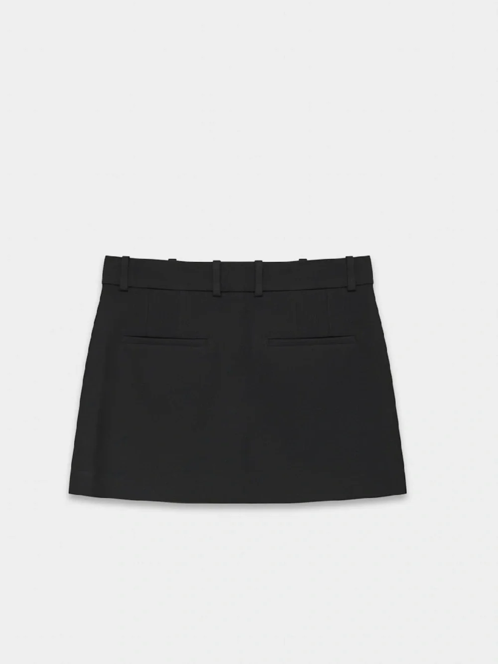 Aritzia chisel micro skort. Sleek A-Line Silhouette